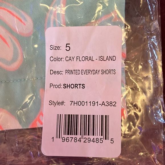 Vineyard vines, size 5 girls shorts - Picture 7 of 9